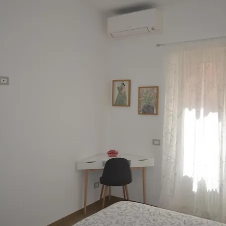 50 Al Vaticano House Апартаменты